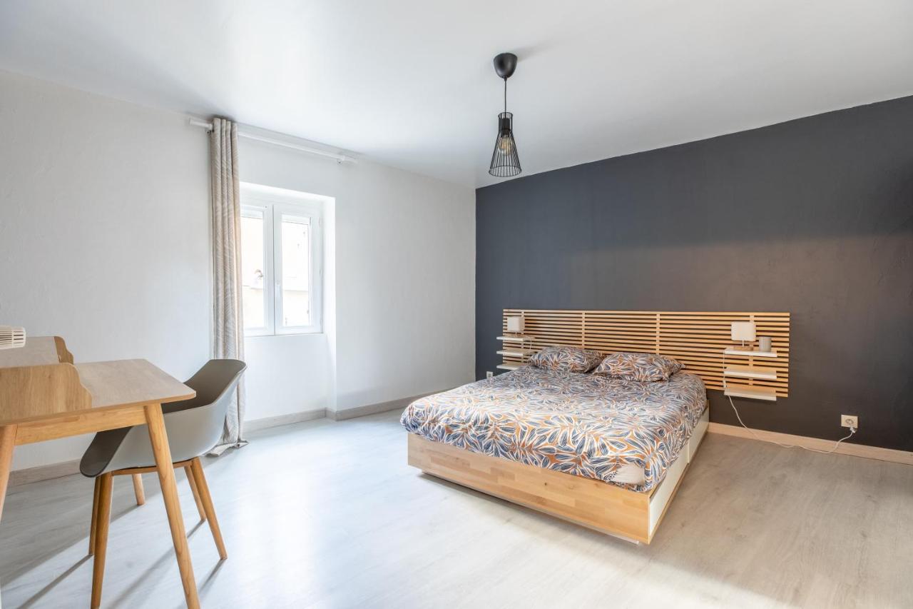 Cosy T2 Renove, Proche Centre-Ville-Fibre/Netflix Montluçon Eksteriør bilde